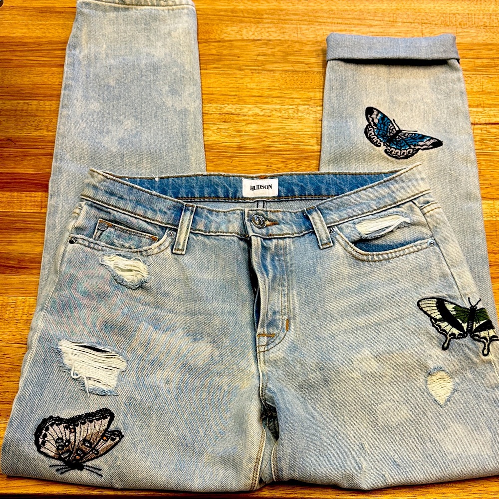 Hudson Riley Crop w/ Embroidered Butterflies, 2/26